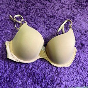 Victoria's Secret T-Shirt Bra
